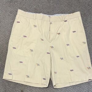J. McLaughlin Men's Tan Flag Embroidered Shorts 36